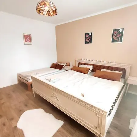 Stylovy Andrea Blizko Snowlandu Apartment *