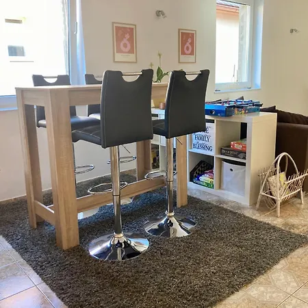 štýlový Andrea Blízko Snowlandu Apartmán Valča