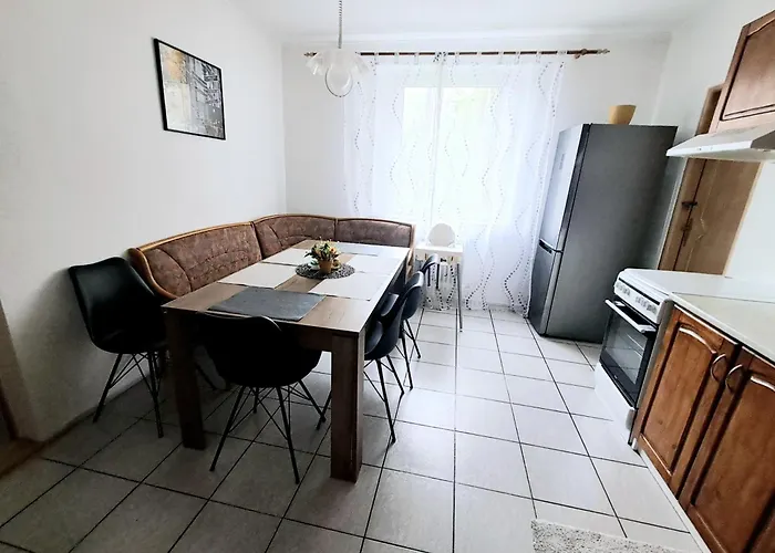 Stylovy Andrea Blizko Snowlandu Apartman *